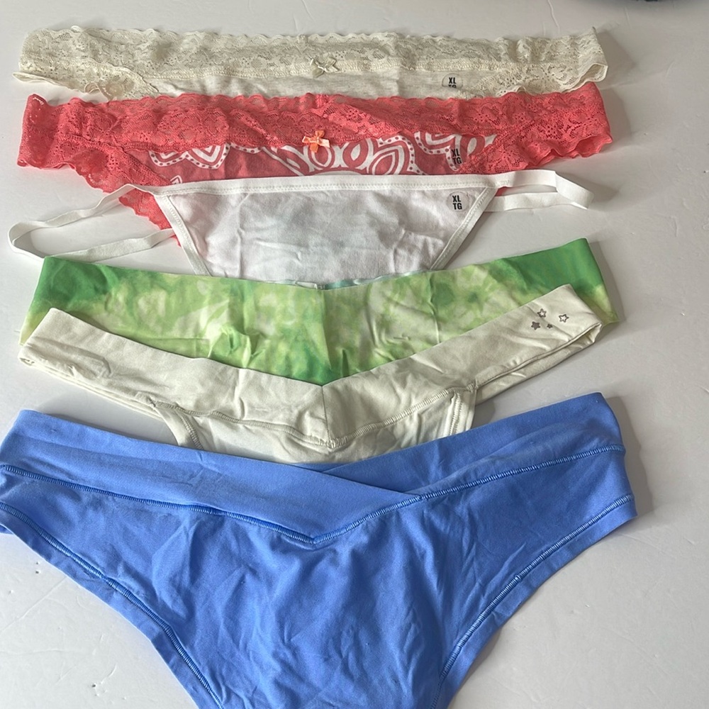Aerie Assortment of Panties Size XL / 8. 6 Pairs